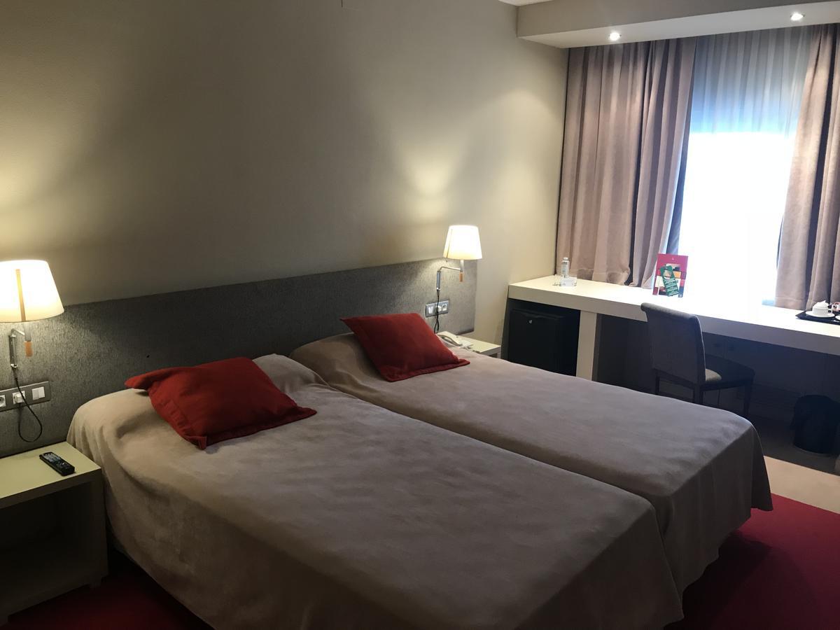 Hotel Condes De Urgel Lleida Ngoại thất bức ảnh